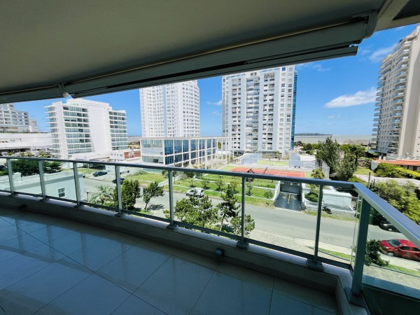 GALA Tower, 3 dormitorios en suite, amplia terraza con vista