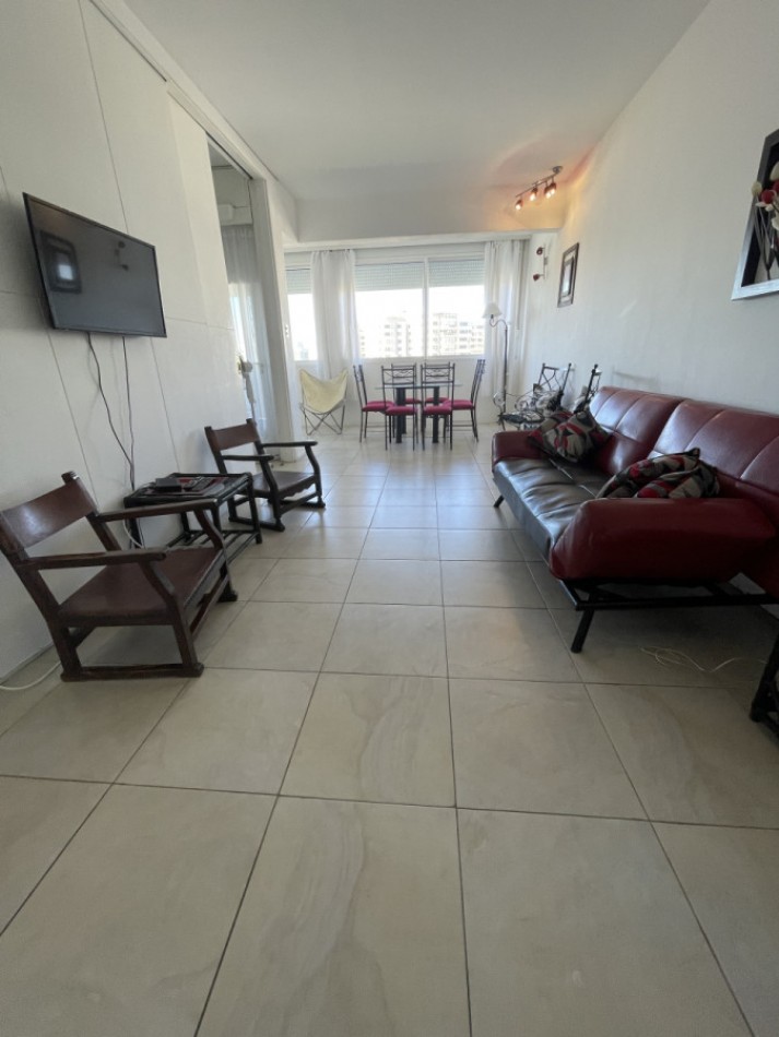 PARADA 1 MANSA. 1 dormitorio y medio