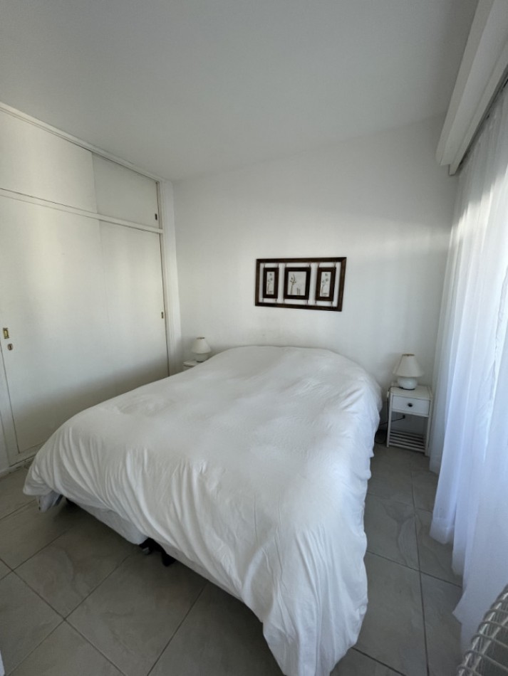 PARADA 1 MANSA. 1 dormitorio y medio
