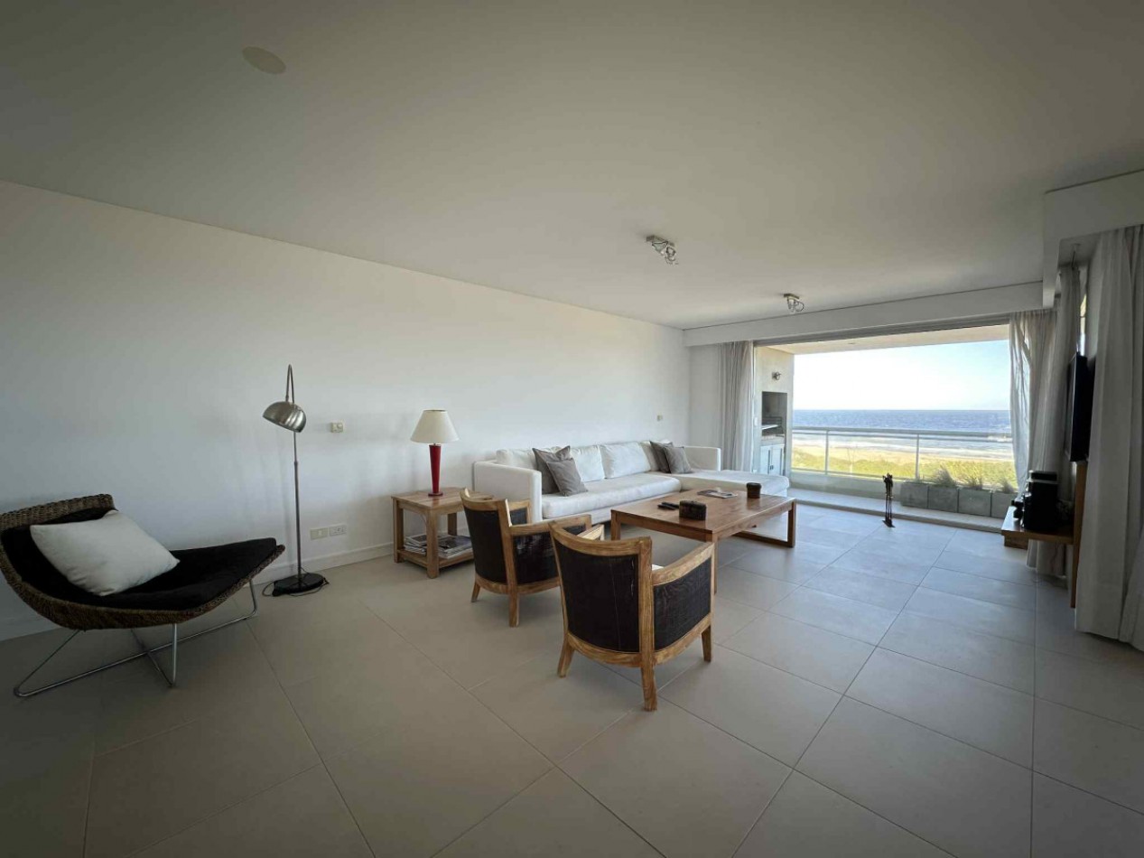 BRAVA. 4 suites primera fila vista al mar