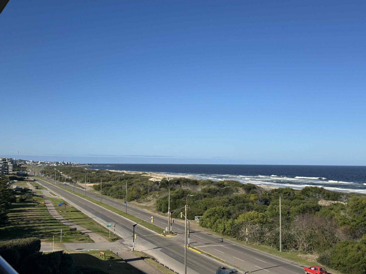 BRAVA. 4 suites primera fila vista al mar