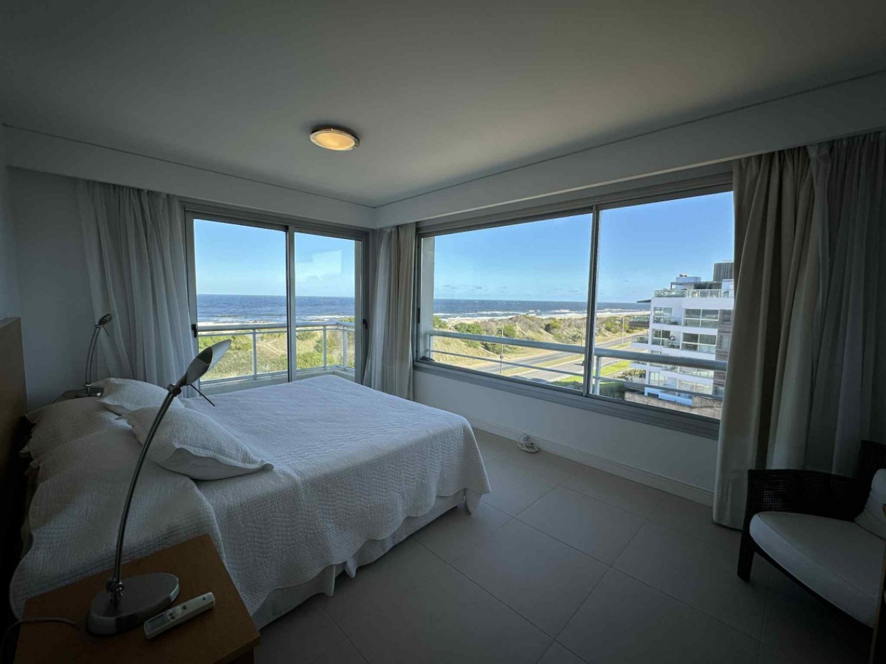 BRAVA. 4 suites primera fila vista al mar