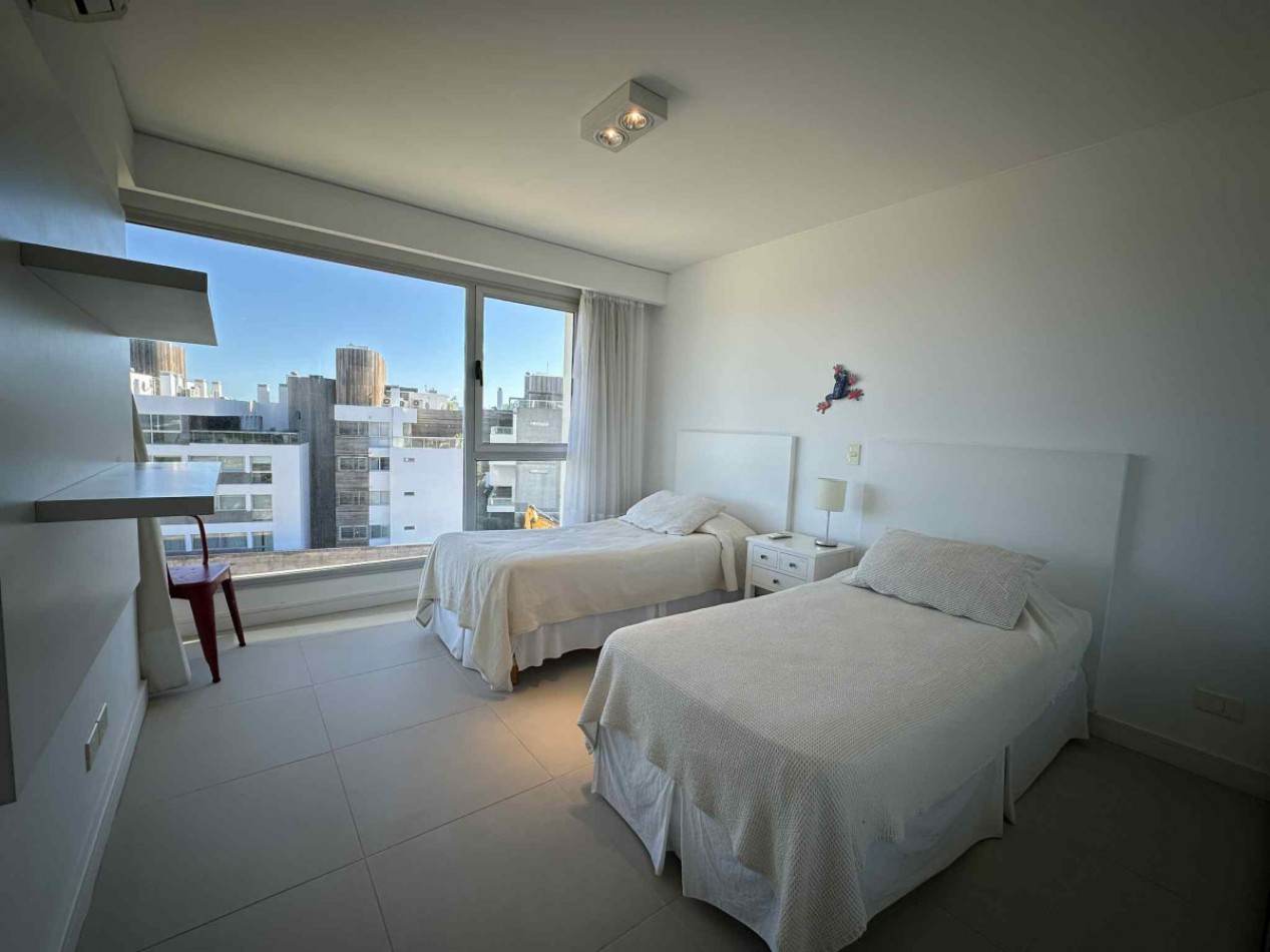 BRAVA. 4 suites primera fila vista al mar