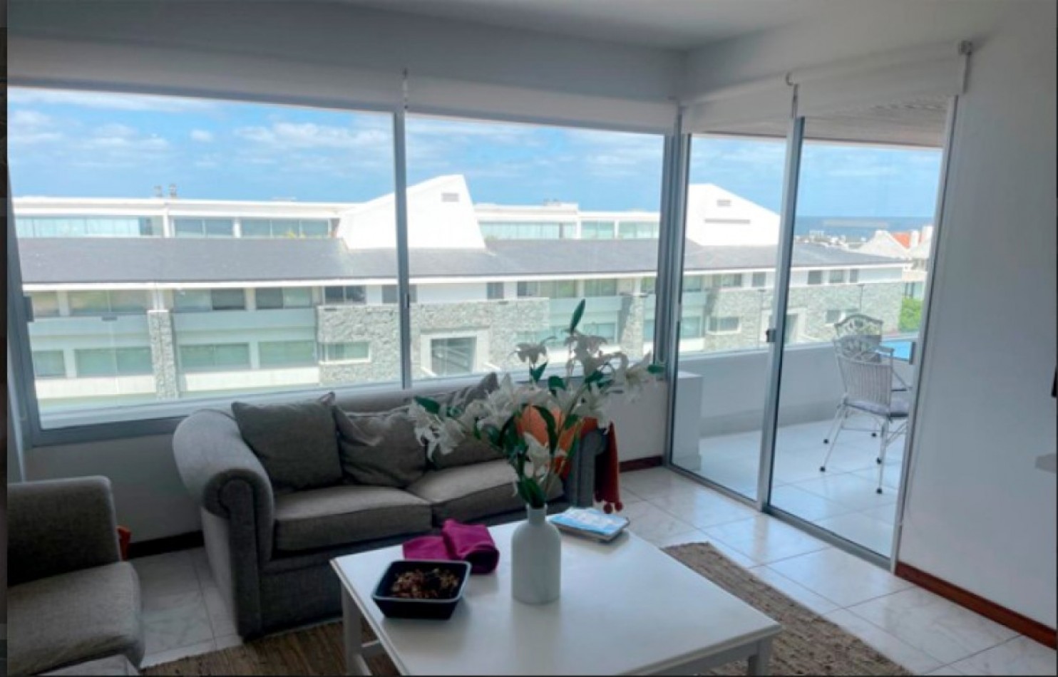 Penthouse en Montoya.  3 dormitorios en suite con terraza exclusiva con barbacoa