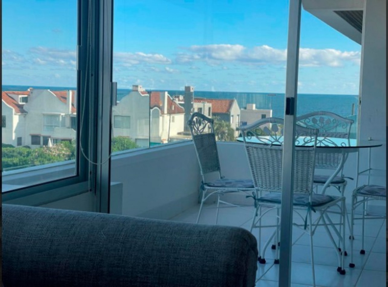 Penthouse en Montoya.  3 dormitorios en suite con terraza exclusiva con barbacoa