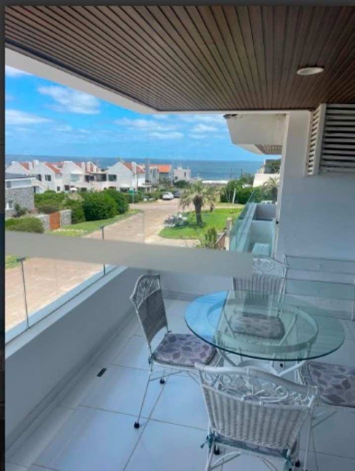 Penthouse en Montoya.  3 dormitorios en suite con terraza exclusiva con barbacoa
