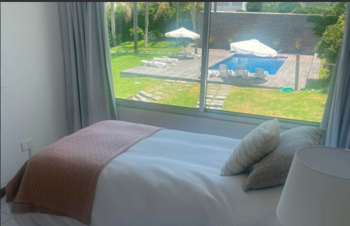 Penthouse en Montoya.  3 dormitorios en suite con terraza exclusiva con barbacoa