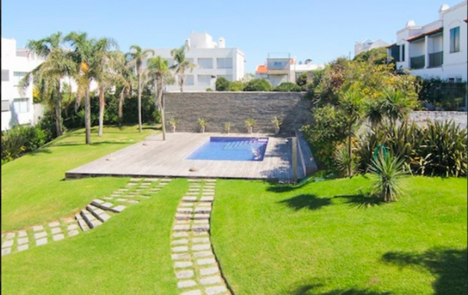 Penthouse en Montoya.  3 dormitorios en suite con terraza exclusiva con barbacoa