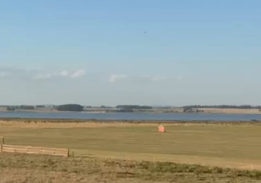 Espectacular chacra 5 hectareas sobre laguna Jose Ignacio, vecina al Polo