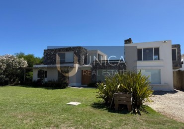 CLUB DE MAR JOSE IGNACIO. 5 dormitorios y dependencias