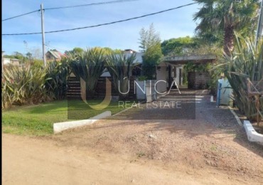 VENTA- Casa 2 dormitorios- La Bota- Maldonado